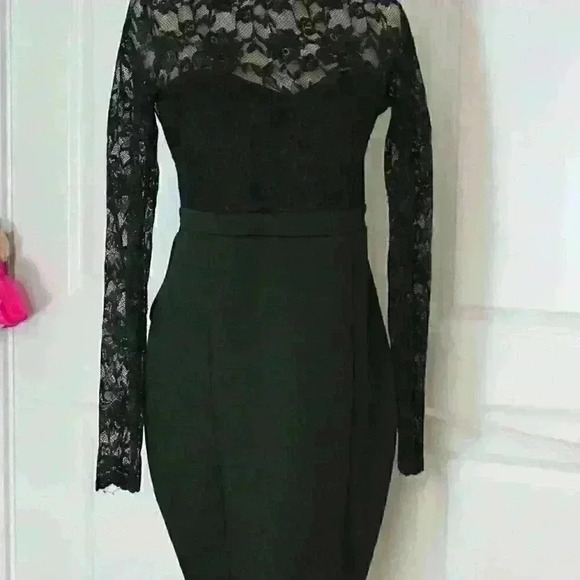 City Goddess Open Back Midi Black Lace Dress NWT size M - Picture 2 of 4